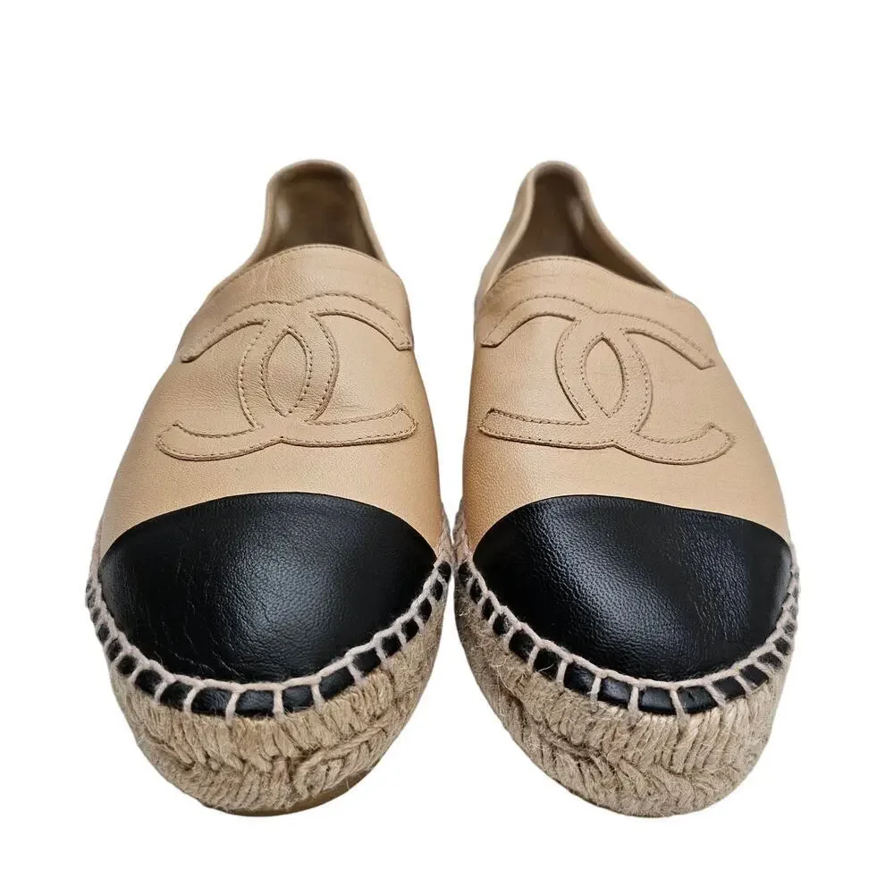 Chanel Bi-Color Black Beige Lambskin CC Logo Espadrilles US 7 / EU 37 - Picture 2 of 7